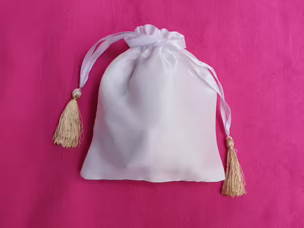 Hen Party Gift Bag - Image 3